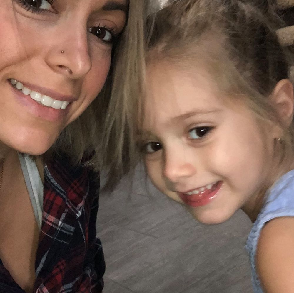 Meet your Posher, Nicole